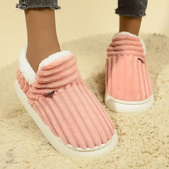 Hyblo™ | Chausson Doudou Ultra-Chaud & Luxe