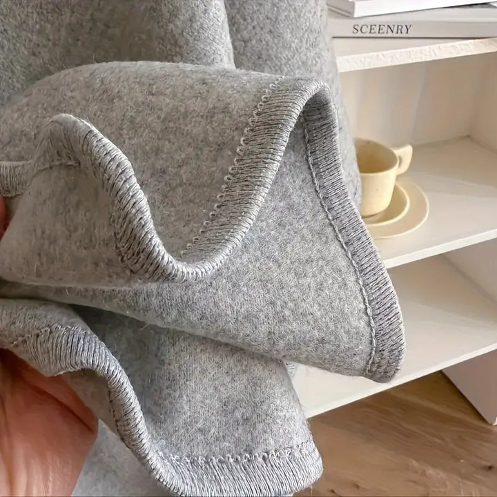 Isabelle™ | Écharpe Drape en Fleece – Douceur Enveloppante & Élégance Naturelle