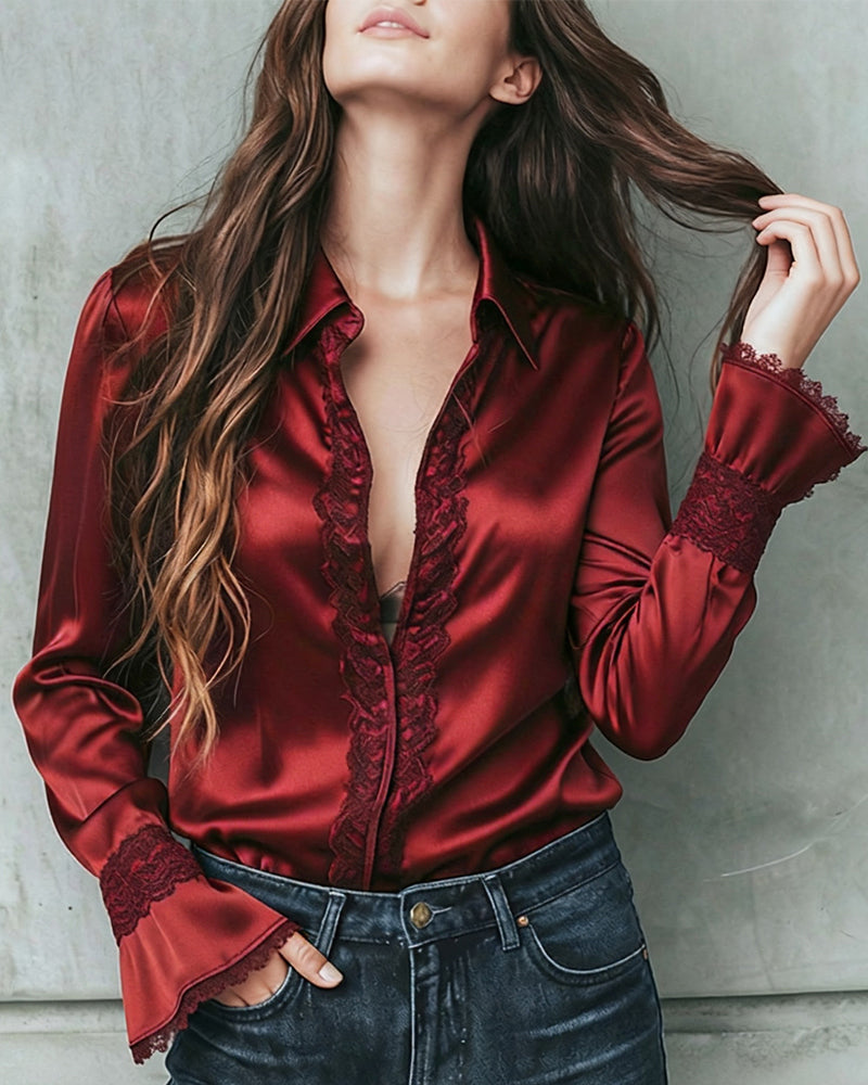 Elena™ | Blouse Élégante avec Dentelle Fine et Décolleté en V Doux